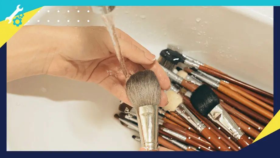 hand washing makeup brushes
